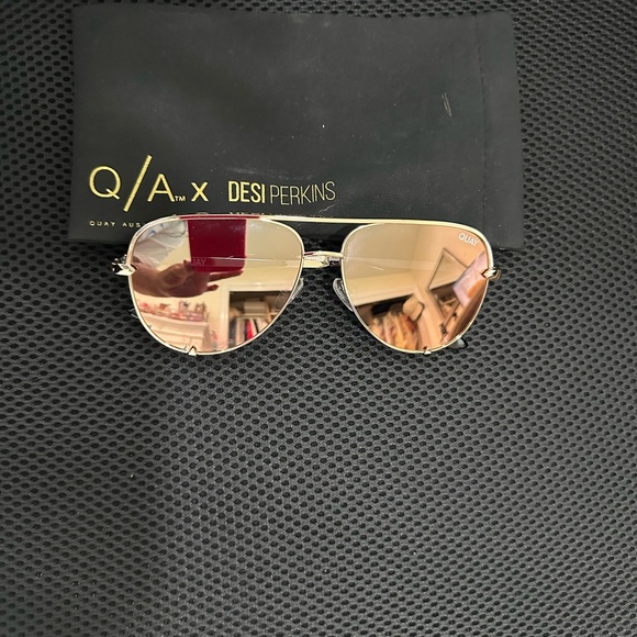 Quay Australia x Desi Perkins gold Aviator Sunglasses - Picture 1 of 1